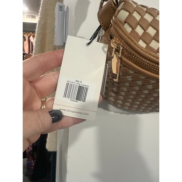 NWT Shiraleah Val Sling Bag Avara Riley Crossbody - Picture 5 of 9